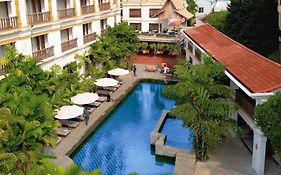 Angkor Land Urban Boutique